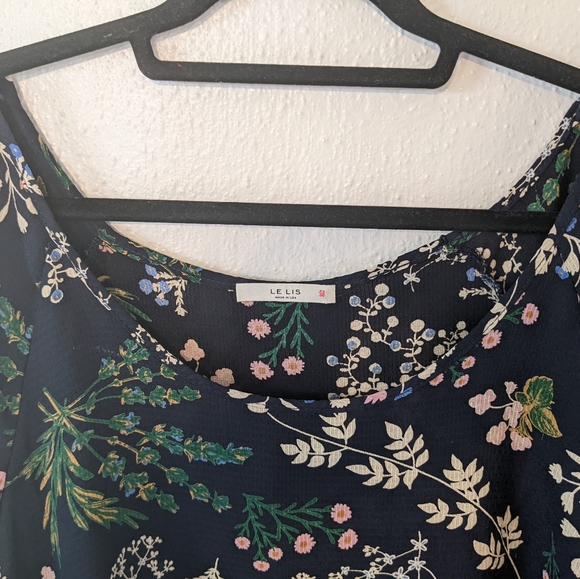 Le Lis Size 3x Cold Arm? Blouse Blue/Green Flowers and Leaves BEAUTIFUL!!! - Picture 2 of 6